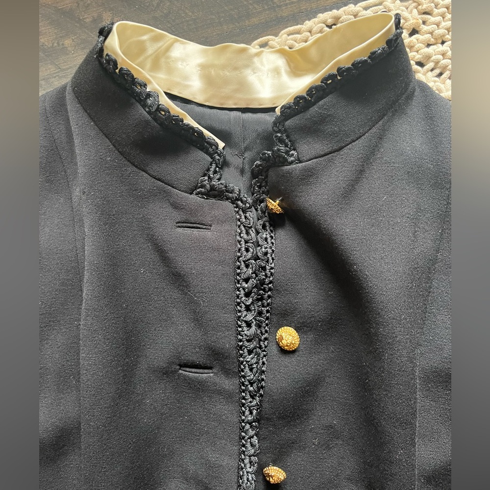 Holt Renfrew Vintage Black Wool Jacket & Skirt Set Size 6 Excellent - Picture 3 of 15